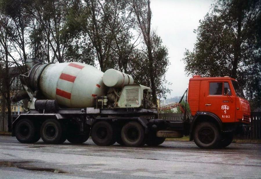  КамАЗ-54112 1981 года  (фото 8 из 11)